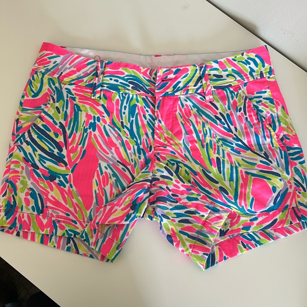Lily Pulitzer Women Callahan Shorts in Palm Reader Size 2